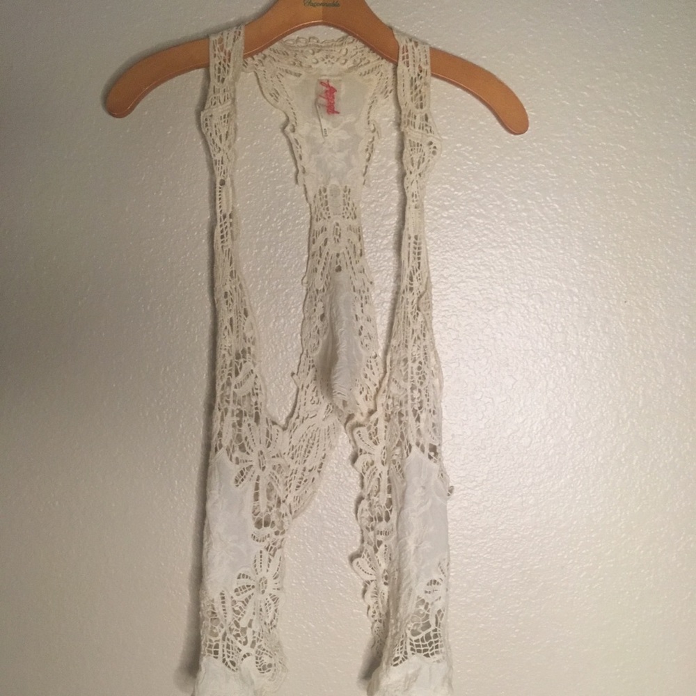 Free People Cream Floral Lace Vest One Size